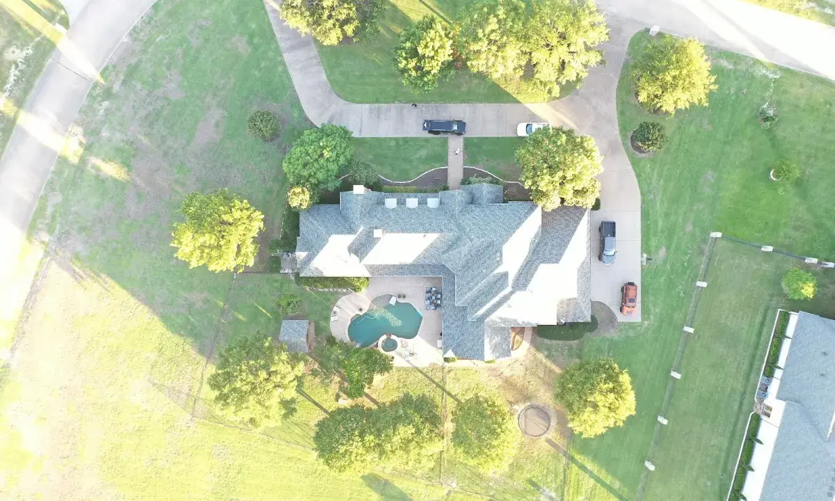 New shingle roof installation on a home in Manhattan Beach